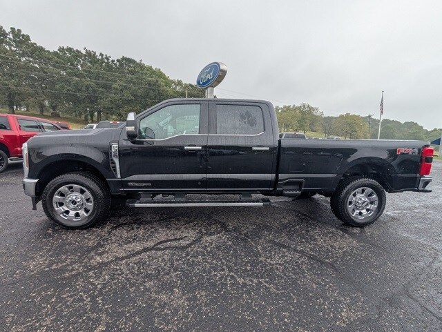 2026 Ford F-350 photo 2
