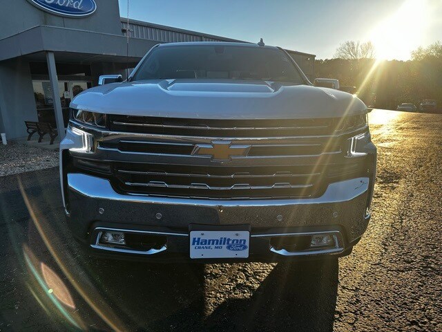 2021 Chevrolet Silverado 1500 LTZ photo 2