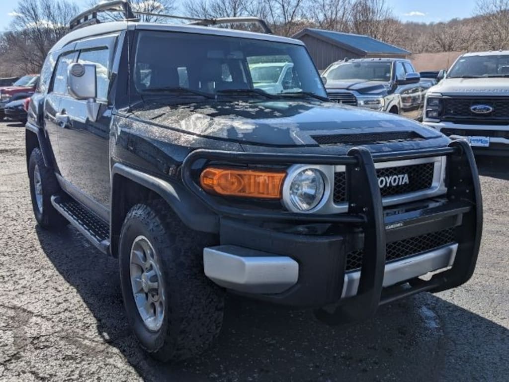 Used 2012 Toyota FJ Cruiser Base SUV