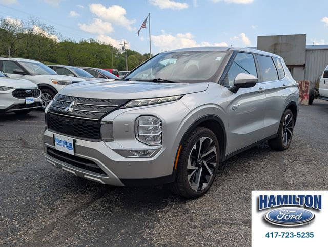 2023 Mitsubishi Outlander Plug-in Hybrid SE S-AWC's photo
