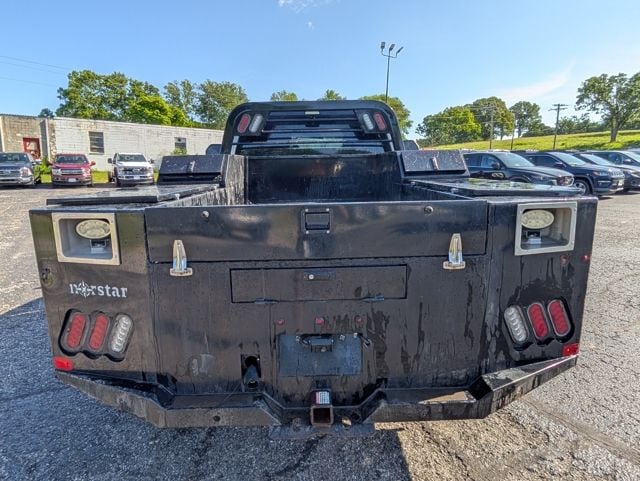 2023 Ford F-550 Super Duty Chassis Cab XL - Photo 8