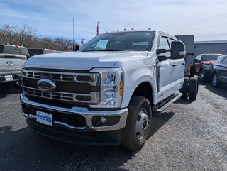2026 Ford F-350 Chassis Truck Crew Cab