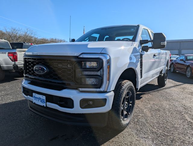 2026 Ford F-350 Base's photo