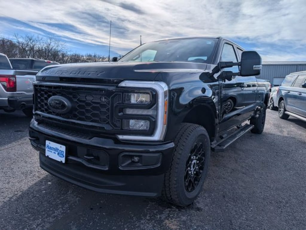 New 2026 Ford F-350 Truck Crew Cab