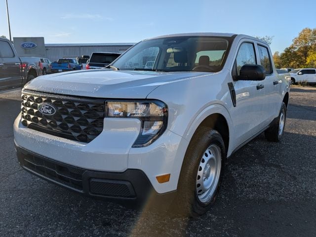 2025 Ford Maverick XL's photo