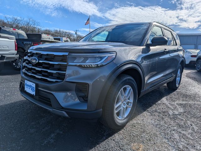 2026 Ford Explorer Active's photo