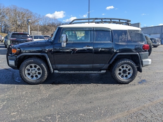 Used 2012 Toyota FJ Cruiser Base with VIN JTEBU4BF4CK137193 for sale in Crane, MO