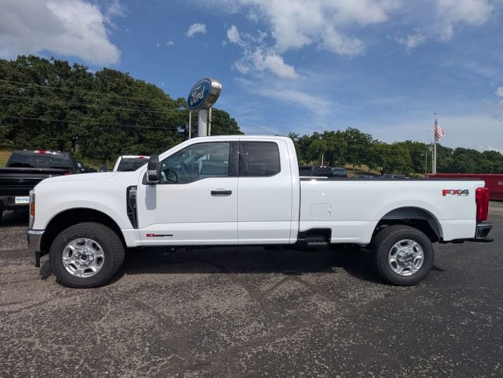 New 2026 Ford F-350 Truck Super Cab
