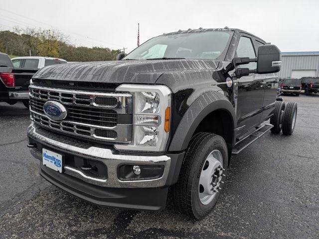 2026 Ford F-450 Super Duty Chassis Cab XL's photo