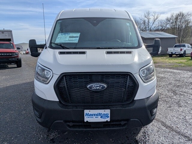 2025 Ford Transit photo 3
