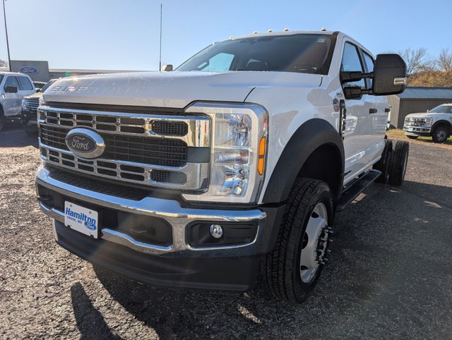 2026 Ford F-450 Super Duty Chassis Cab XL's photo