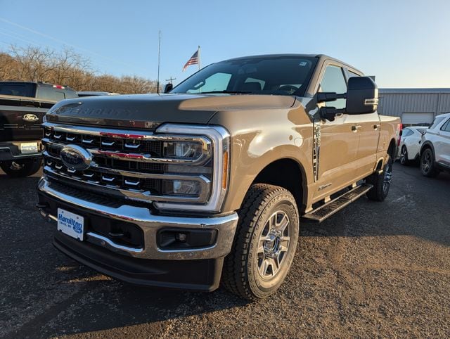 2026 Ford F-350 Super Duty Lariat's photo