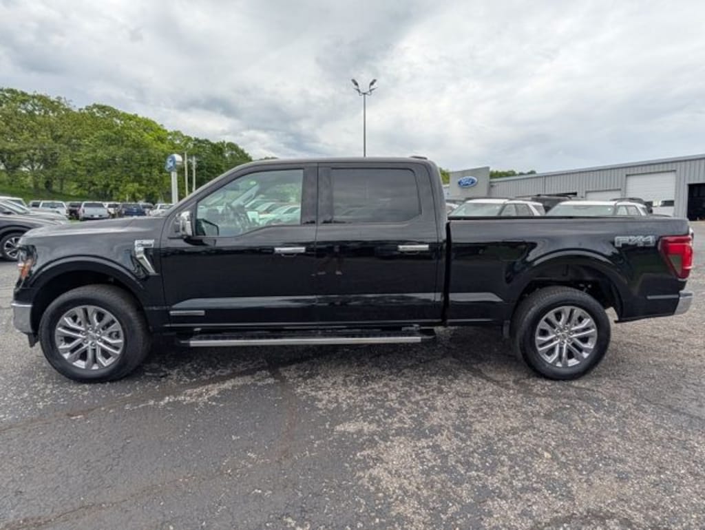 New 2025 Ford F-150 XLT Truck SuperCrew Cab