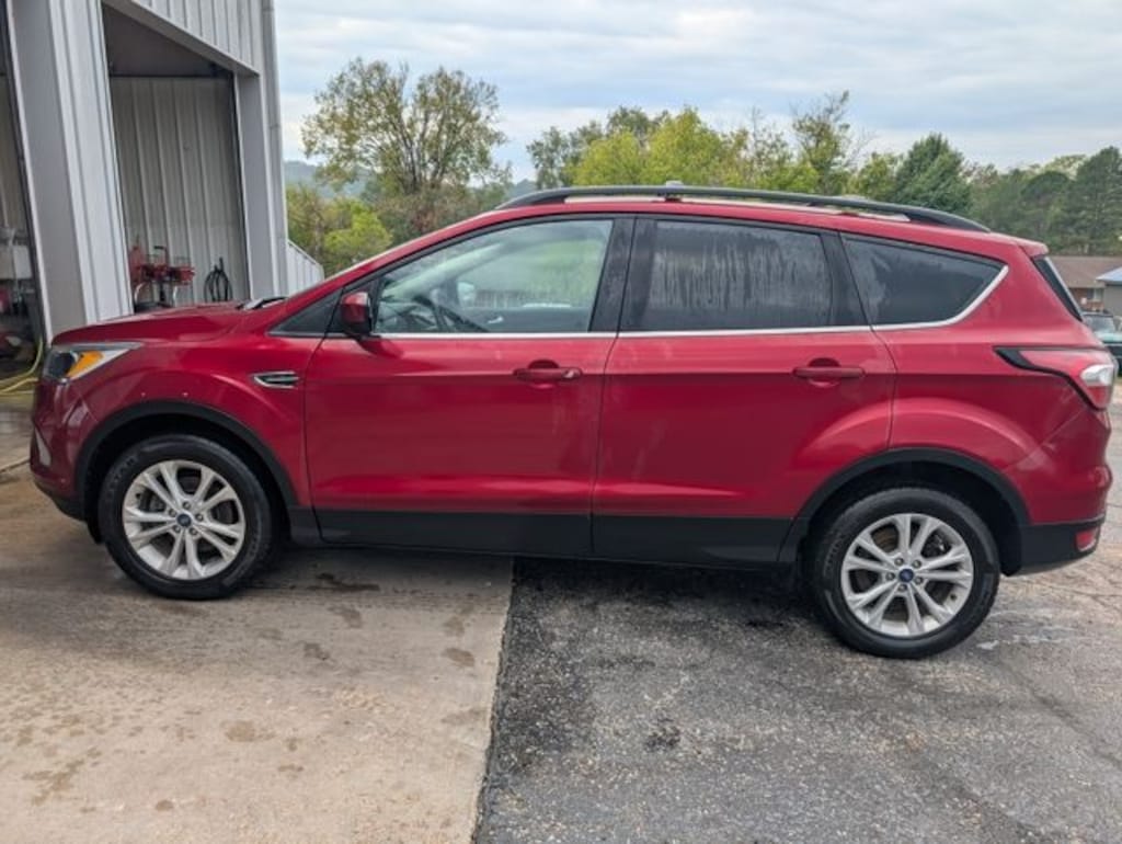 Used 2018 Ford Escape SE SUV