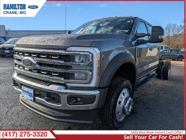 2025 Ford F-450 Chassis Truck Crew Cab 