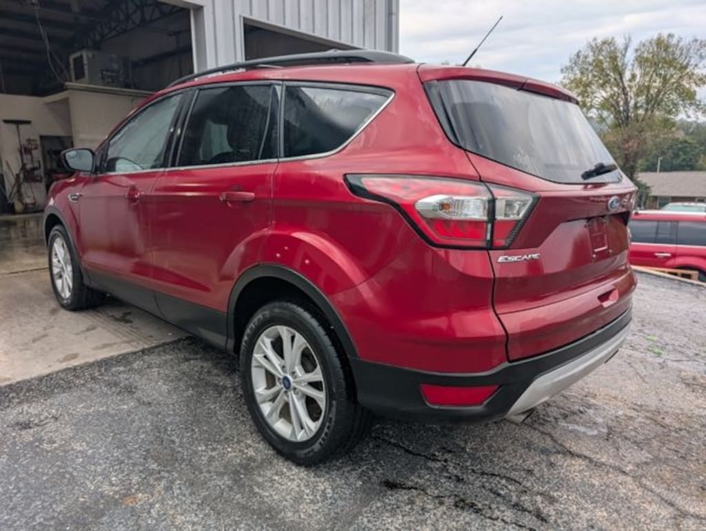 Used 2018 Ford Escape SE SUV