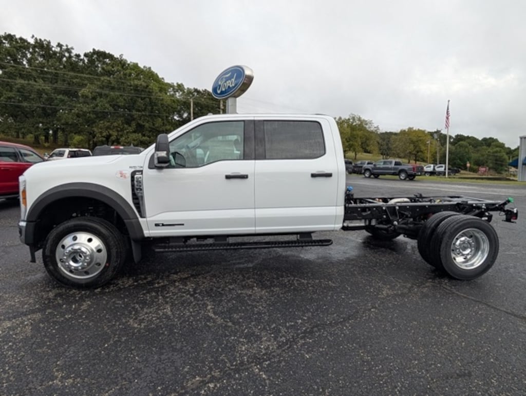 New 2026 Ford F-550 Chassis Truck Crew Cab