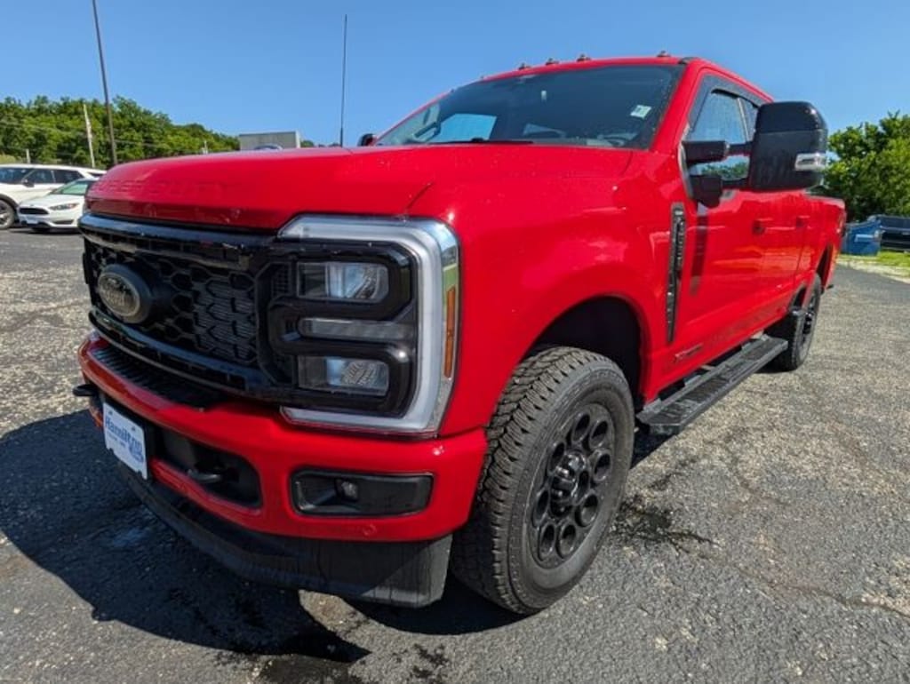 New 2025 Ford F-350 Truck Crew Cab
