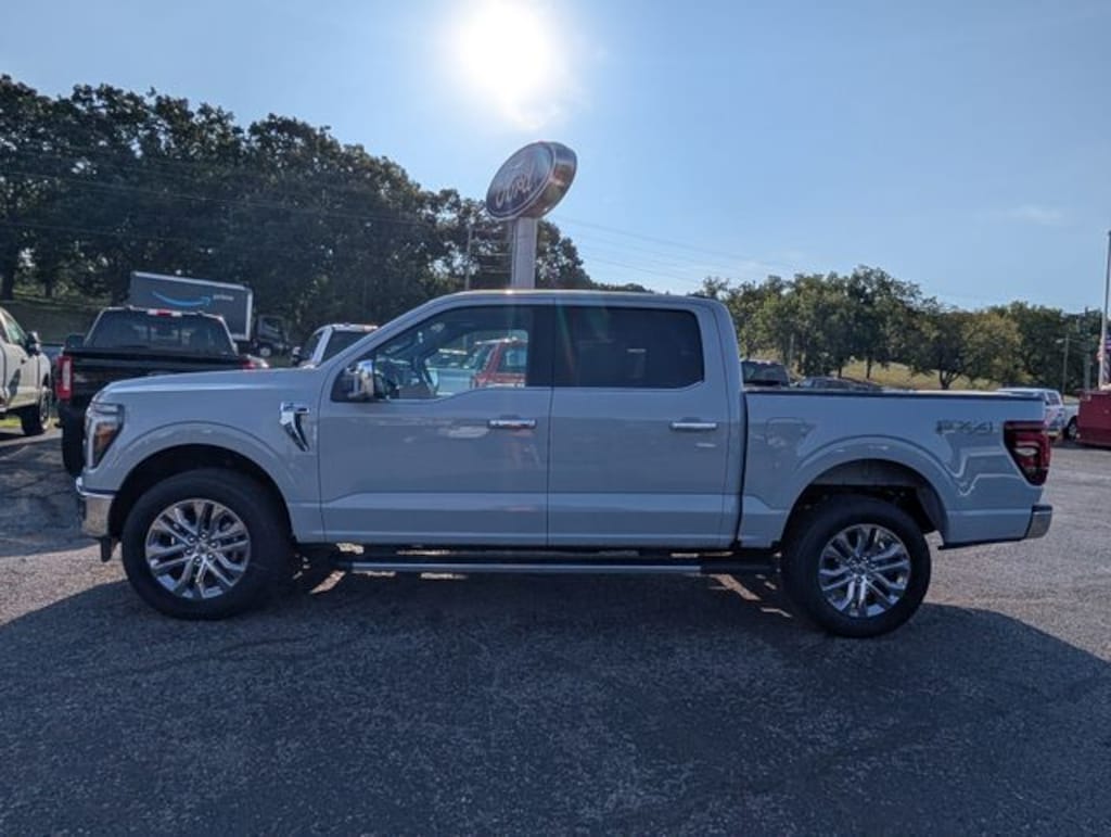 New 2026 Ford F-150 Lariat Truck SuperCrew Cab