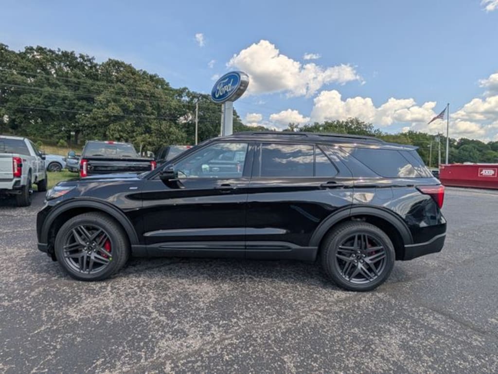 New 2026 Ford Explorer ST-Line SUV