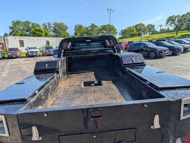 2023 Ford F-550 Super Duty Chassis Cab XL - Photo 9