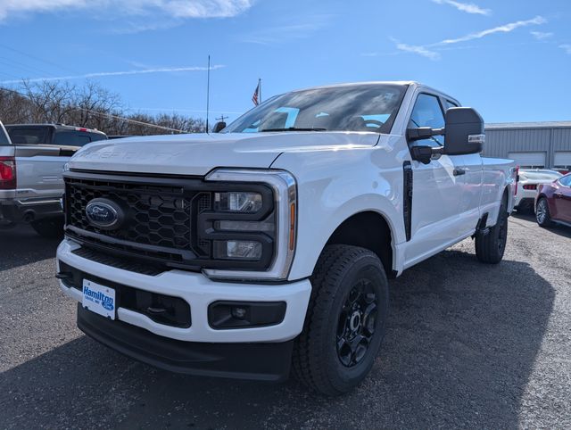 2026 Ford F-350 Base's photo