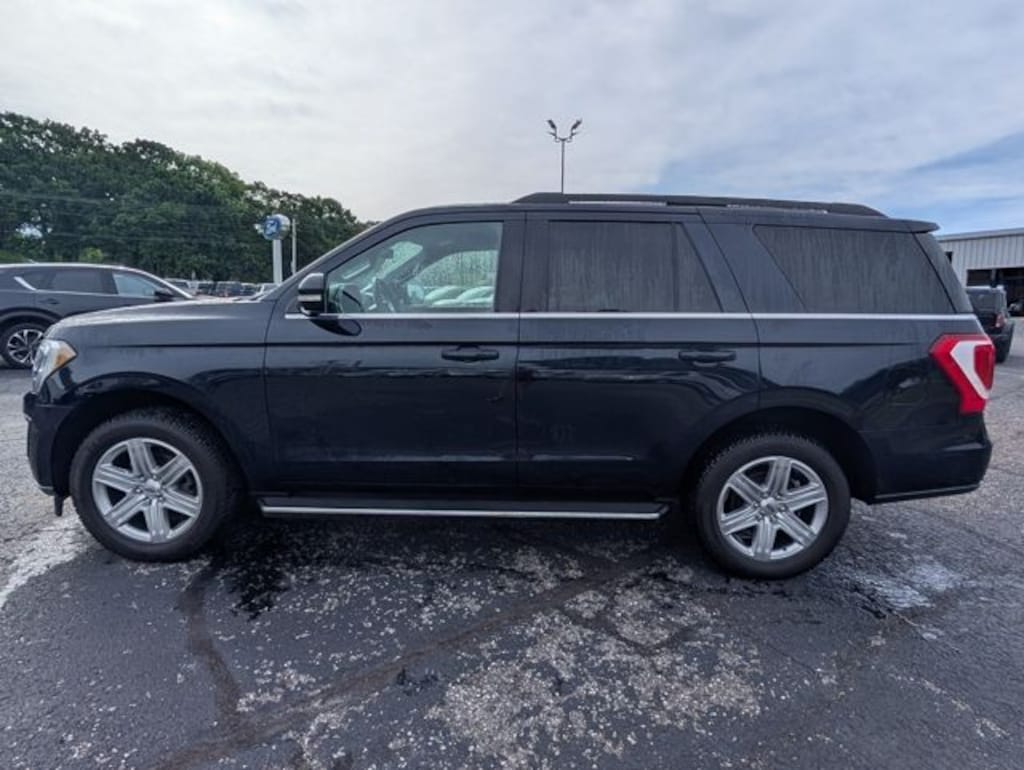 Used 2021 Ford Expedition XLT SUV
