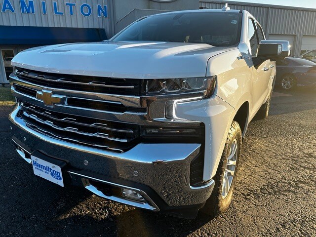 2021 Chevrolet Silverado 1500 LTZ photo 3