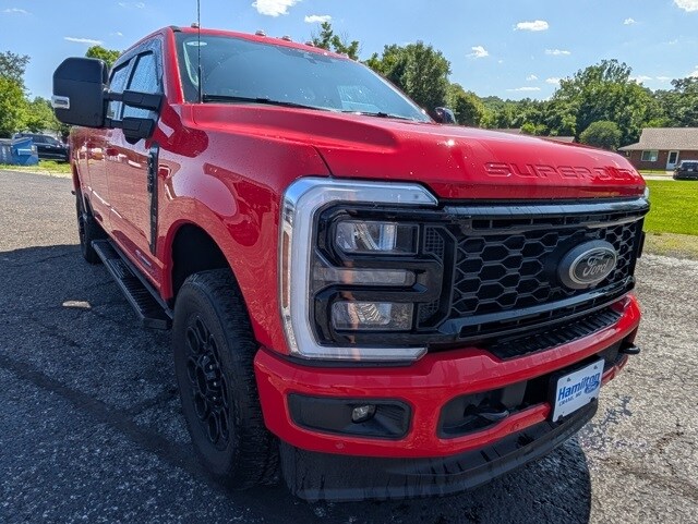 2025 Ford F-350 Lariat photo 4