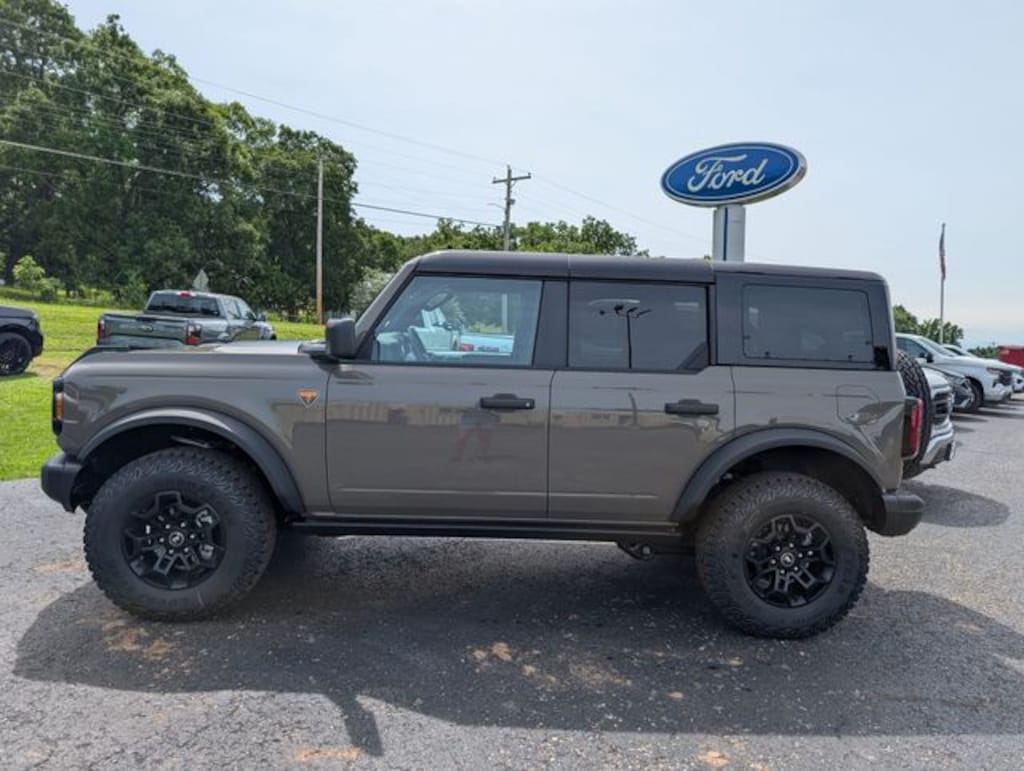 New 2026 Ford Bronco Badlands SUV