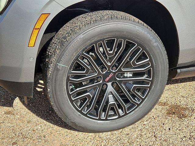 2026 GMC Yukon XL Denali - Photo 7