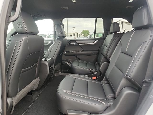 2026 GMC Acadia Elevation - Photo 11