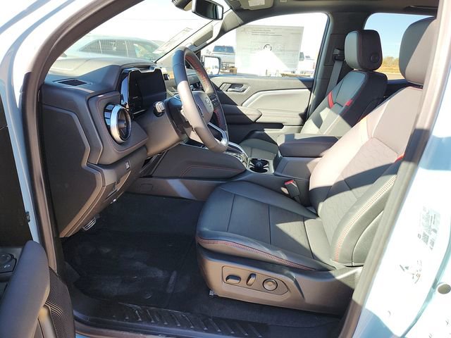 2026 Chevrolet Colorado Z71 - Photo 10