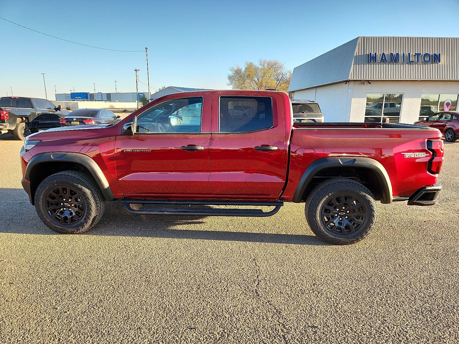2026 Chevrolet Colorado Trail Boss - Photo 2