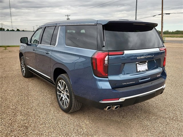 2025 Gmc Yukon XL Denali photo 3