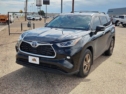 2023 Toyota Highlander Hybrid XLE Bronze SUV