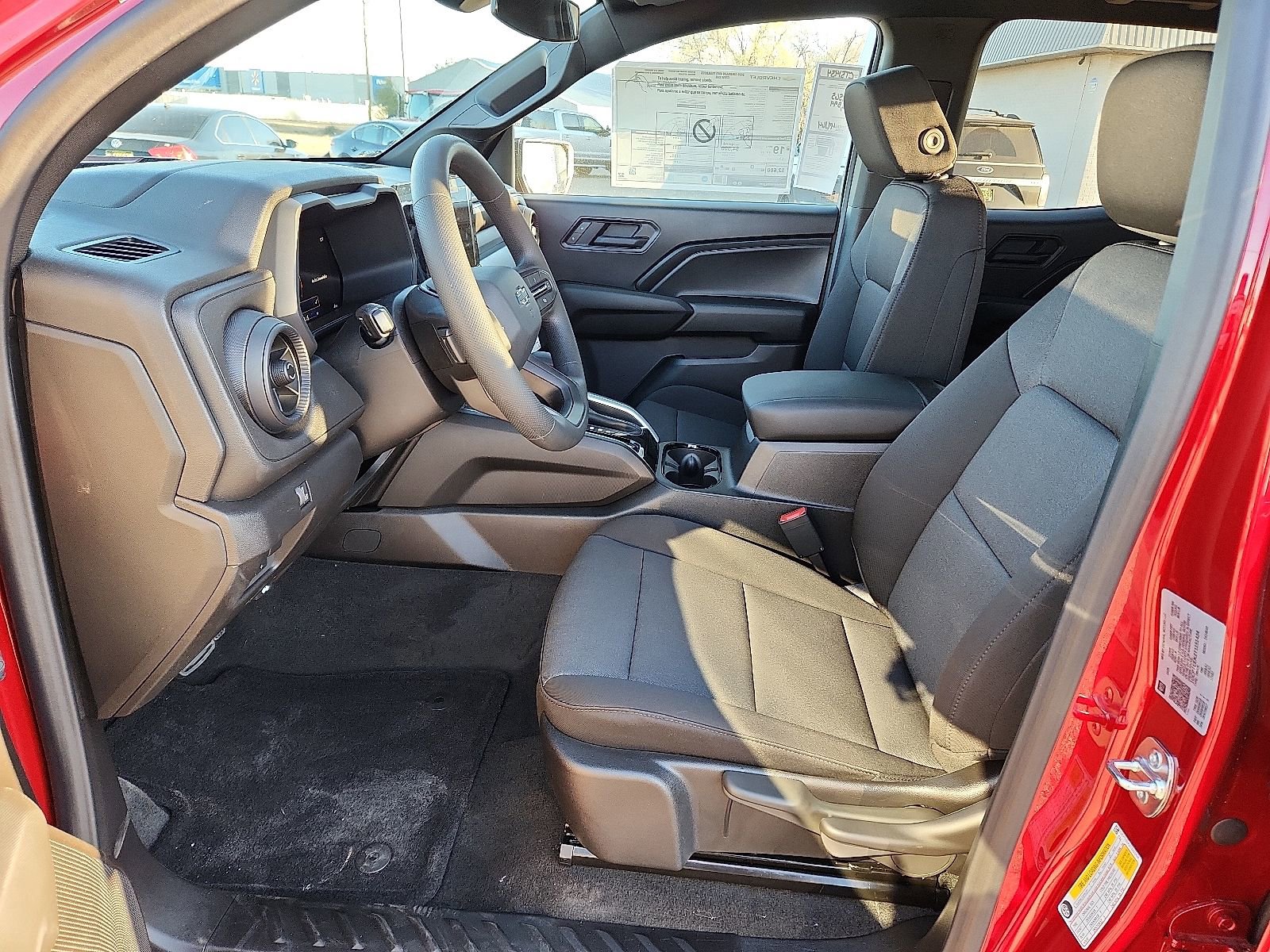 2026 Chevrolet Colorado Trail Boss - Photo 10