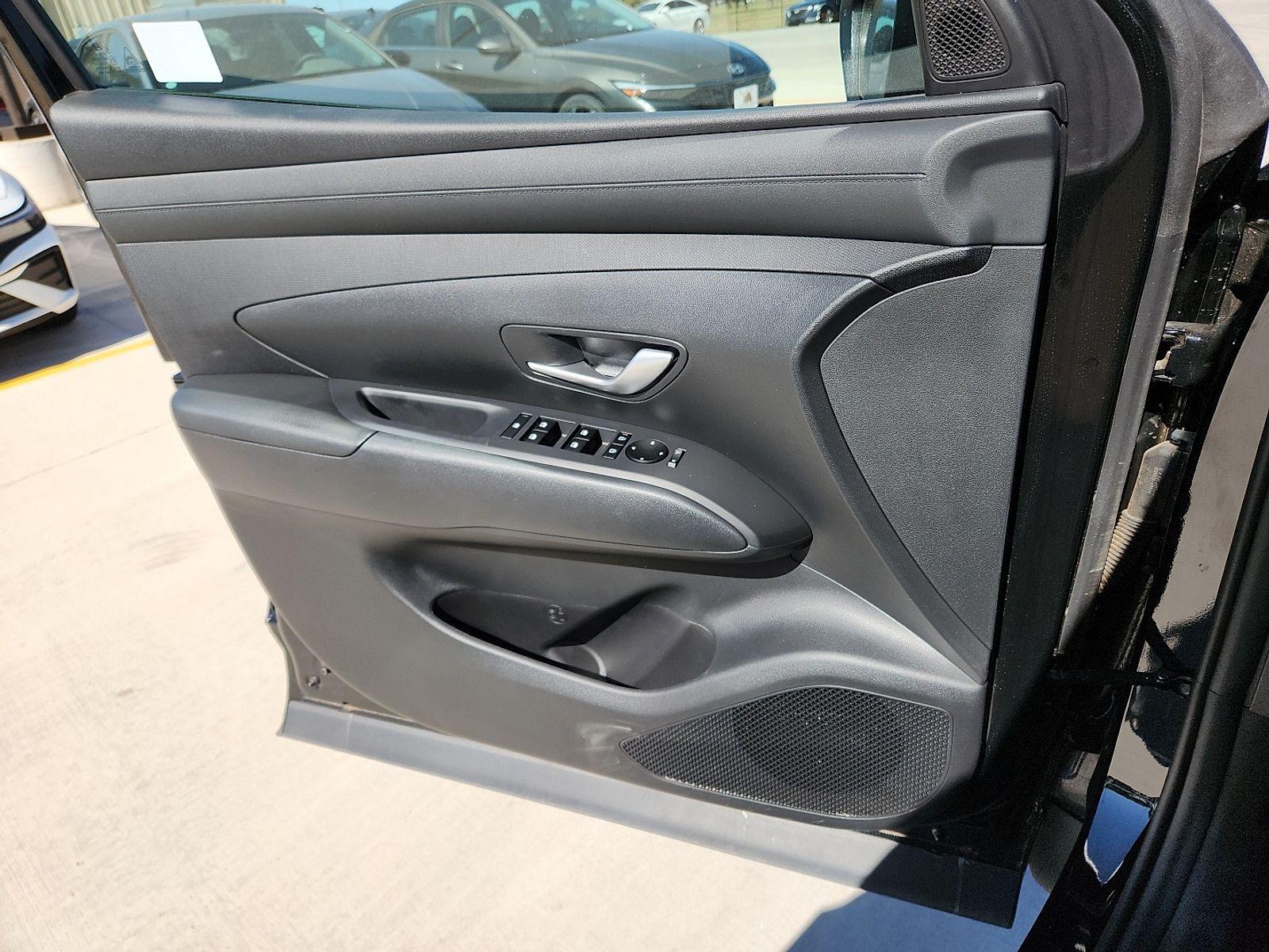 2025 Hyundai Tucson SEL Convenience - Photo 12