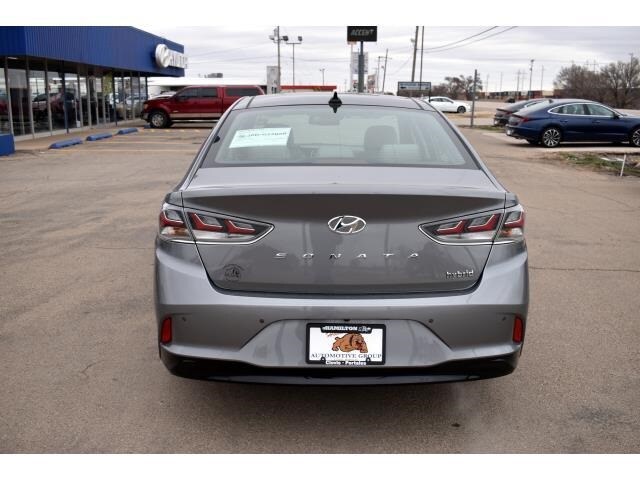 2018 Hyundai Sonata Hybrid Limited photo 4