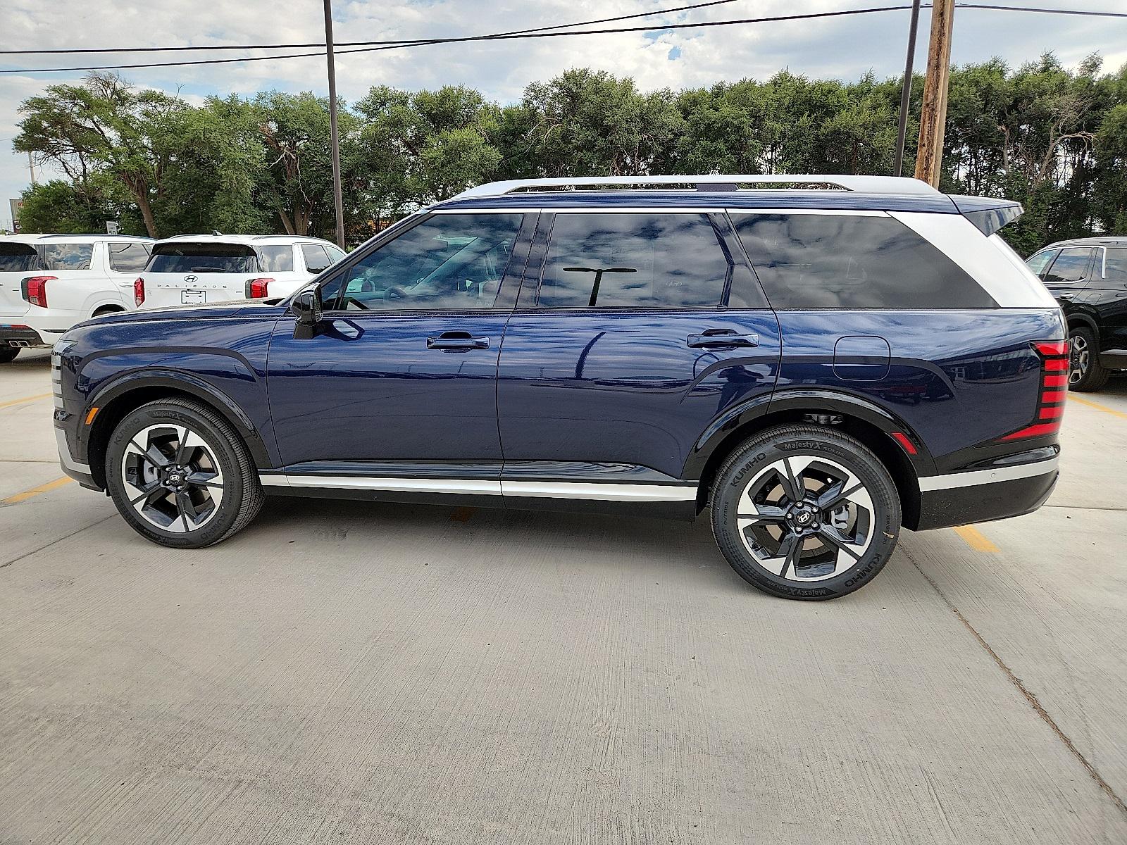 2026 Hyundai Palisade Limited photo 2
