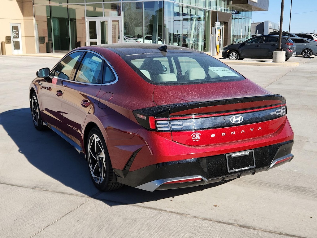New 2024 Hyundai Sonata SEL Convenience Sedan