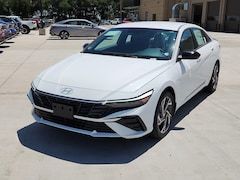 2025 Hyundai Elantra Hybrid SEL Sport Sedan