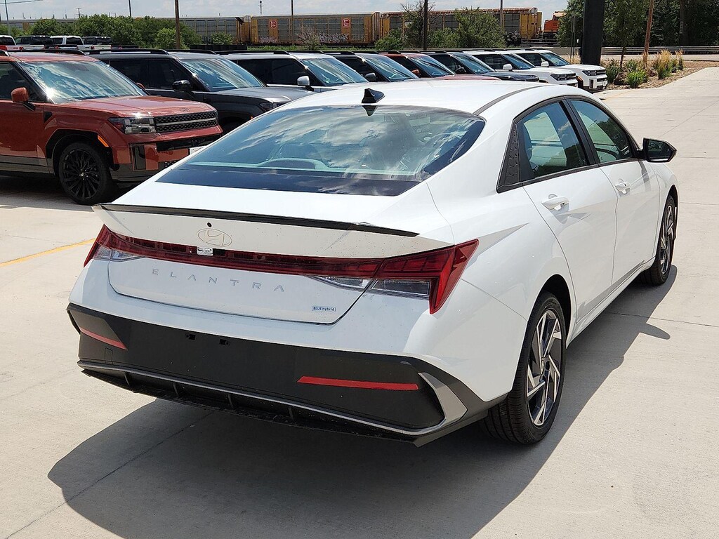 New 2025 Hyundai Elantra Hybrid SEL Sport Sedan