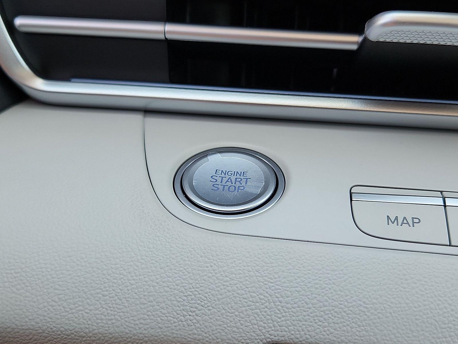 2025 Hyundai Elantra Limited - Photo 18