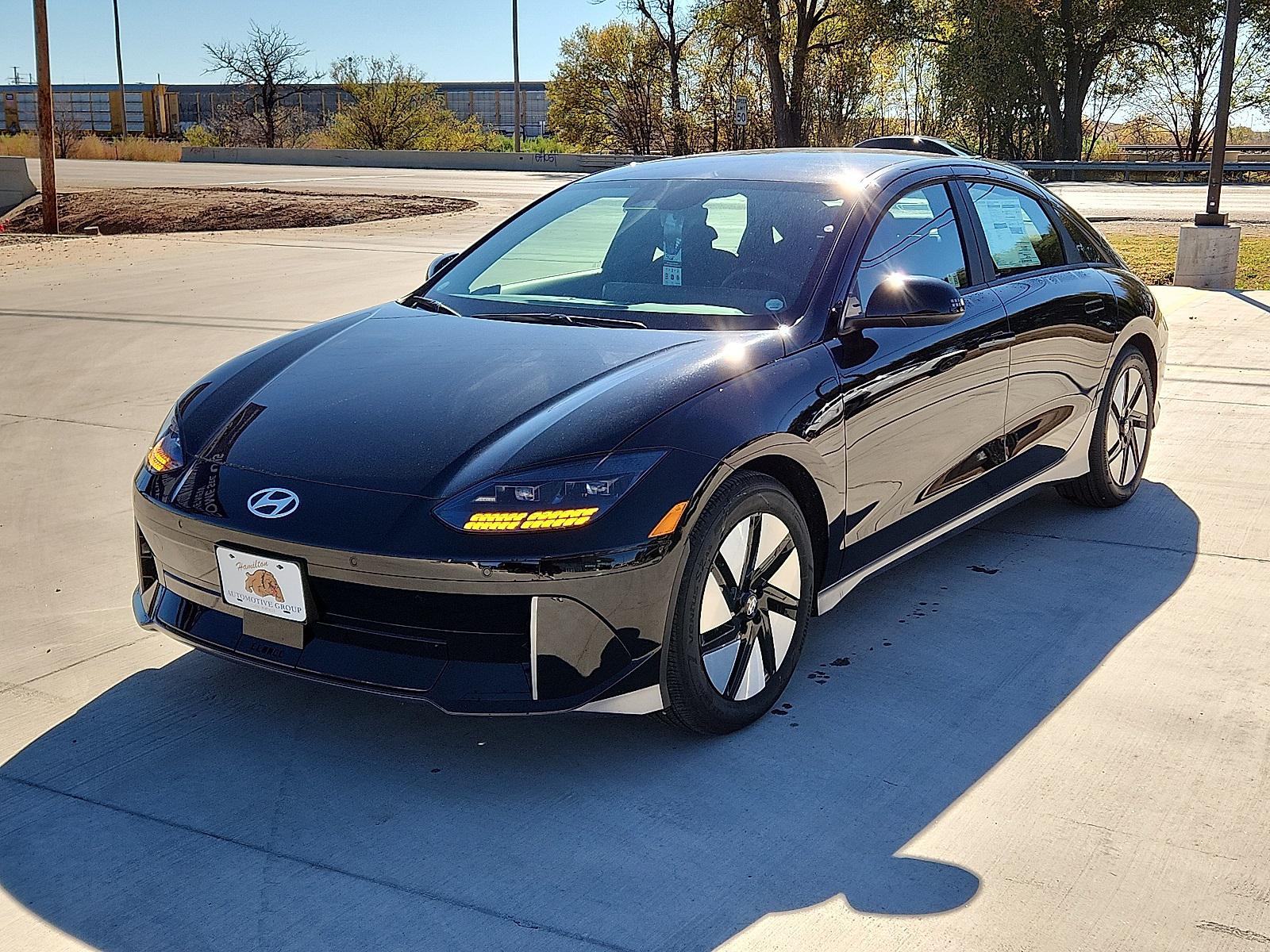 2025 Hyundai IONIQ 6 SE's photo