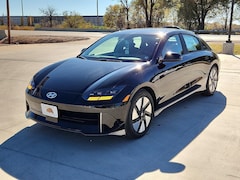 2025 Hyundai IONIQ 6 SE Sedan