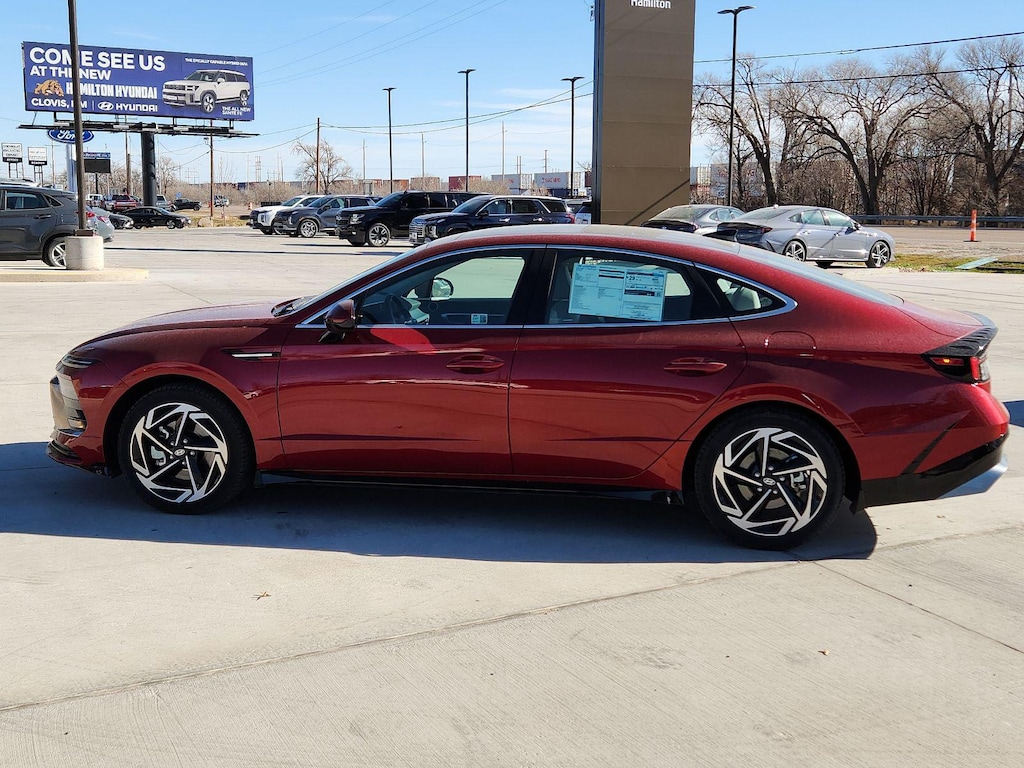 New 2024 Hyundai Sonata SEL Convenience Sedan
