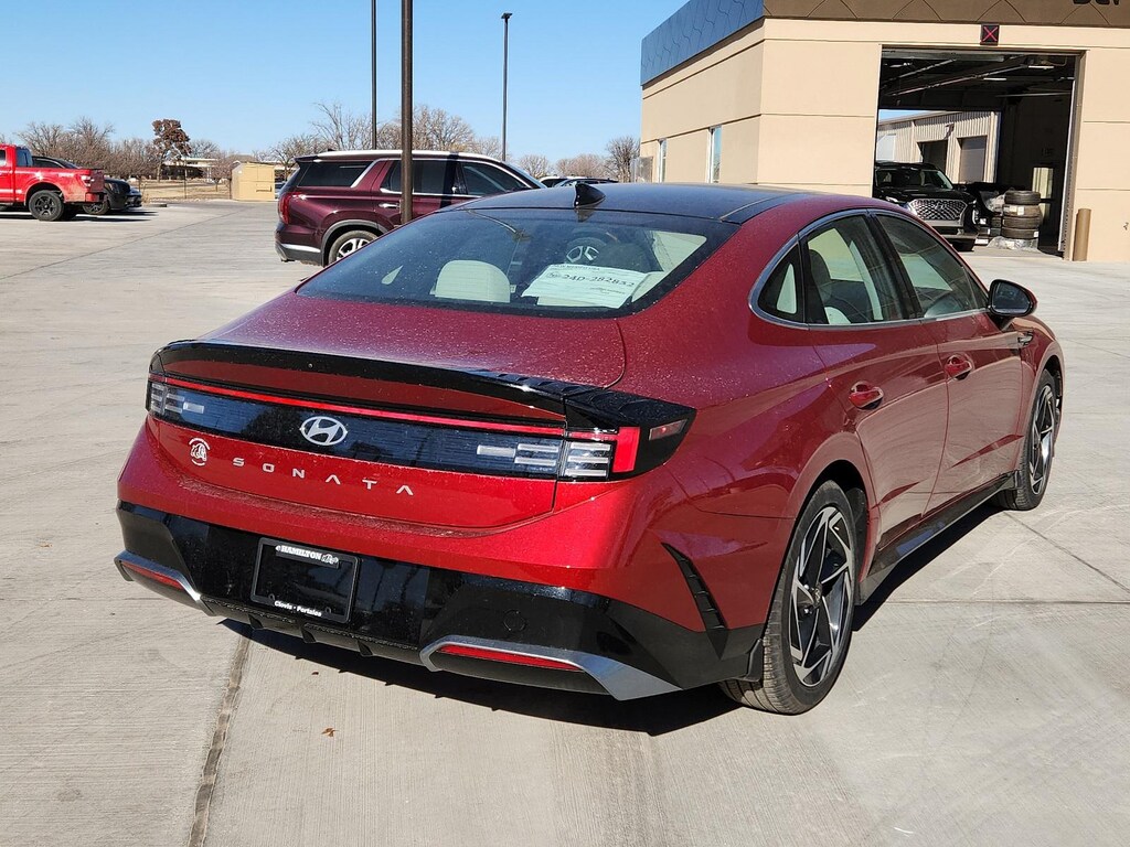 New 2024 Hyundai Sonata SEL Convenience Sedan
