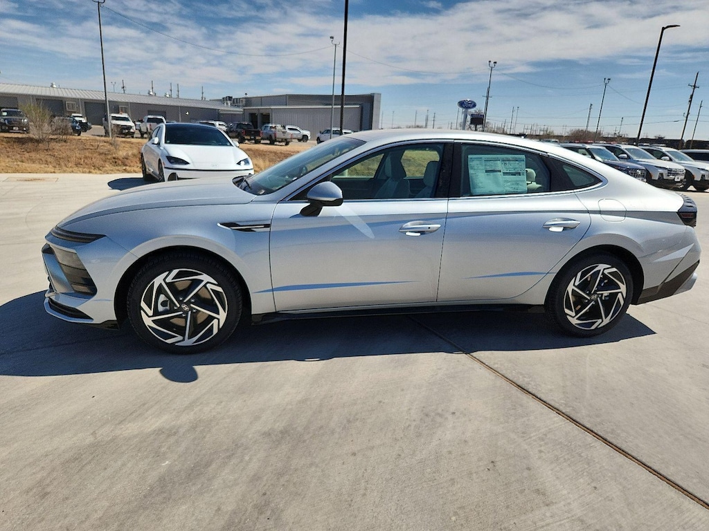 New 2026 Hyundai Sonata SEL Sport Sedan