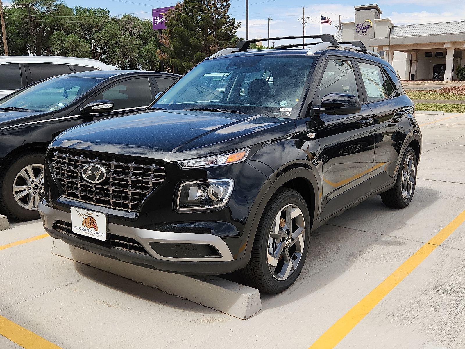 2026 Hyundai Venue SEL w/ 2-Tone Roof IVT's photo